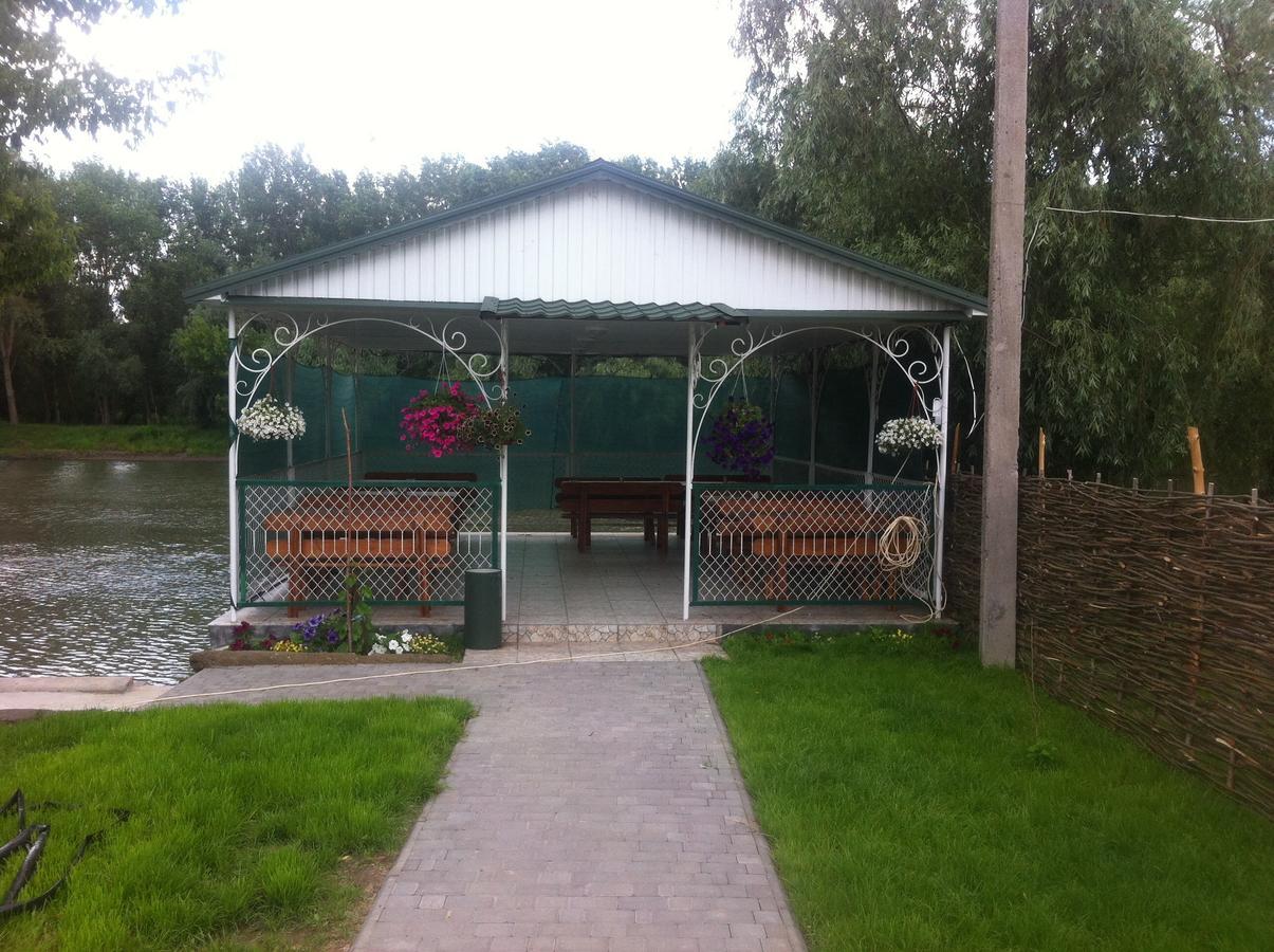 Рыбное Место Hotel Troitskoye Exterior foto
